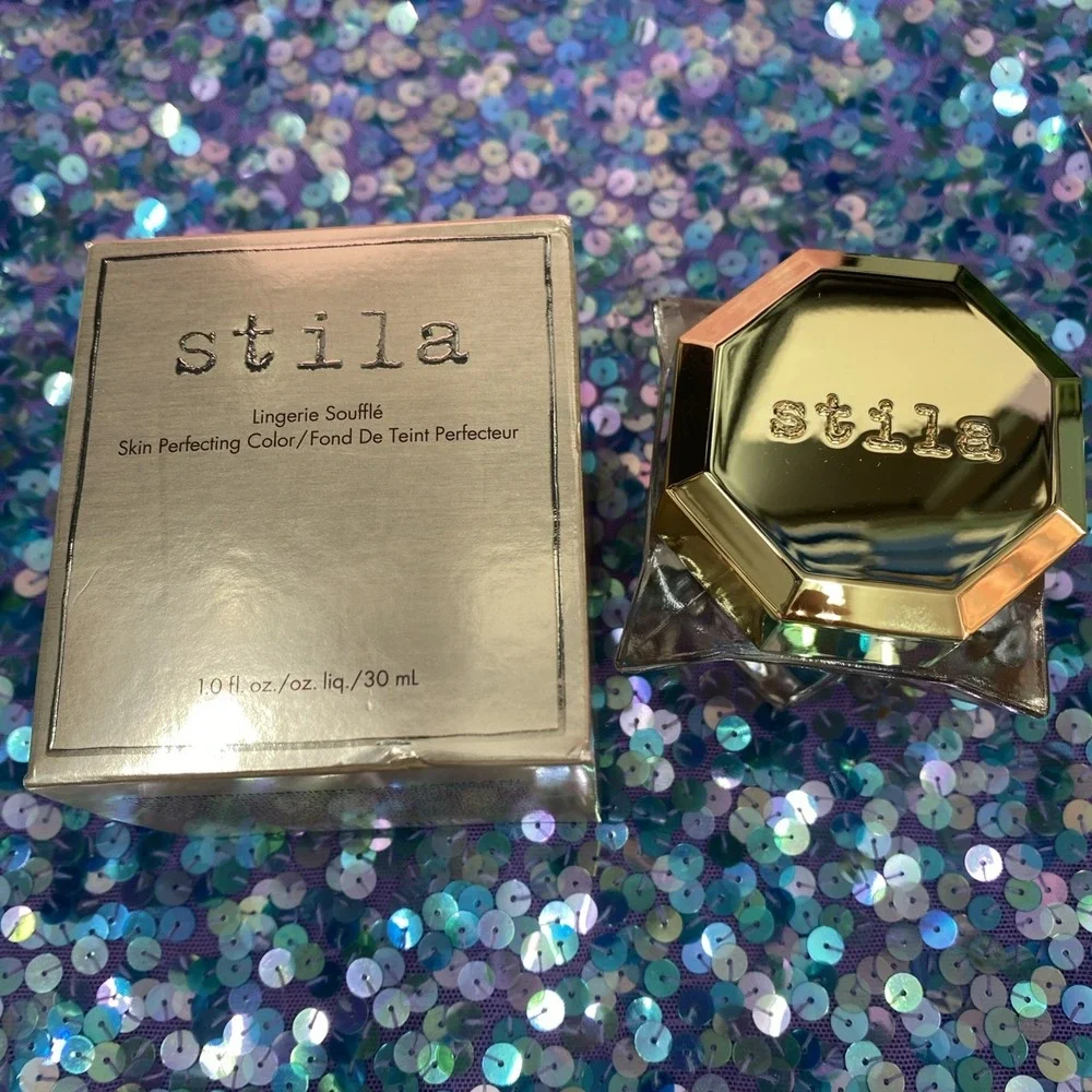 Stila Lingerie Souffle Skin‎ Perfecting Color in Shade 7.0